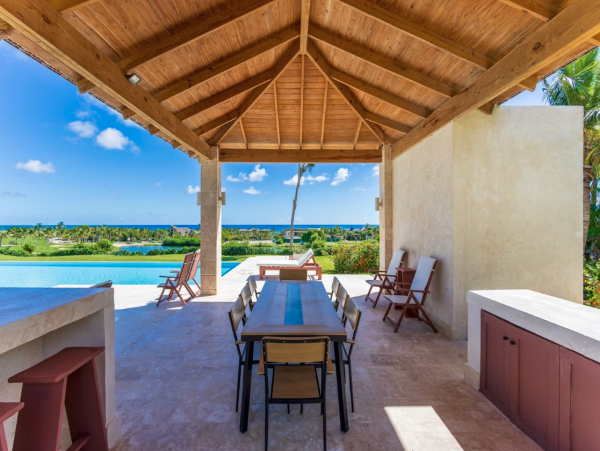 Luxurious Punta Cana Villa with Private Pool & Beach Access